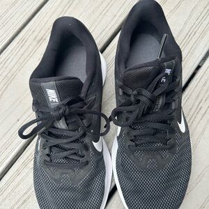 Nike Black Athletic Shoes